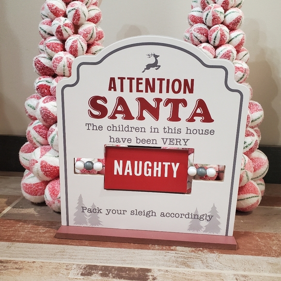 Attention Santa Holiday Wooden Sign-NWT - Picture 1 of 2